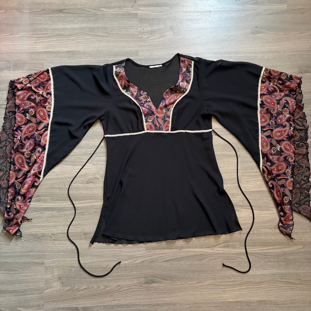 Stevie Nicks Style Bohemian Black and Paisley Angel Sleeve Top 🖤🪄✨